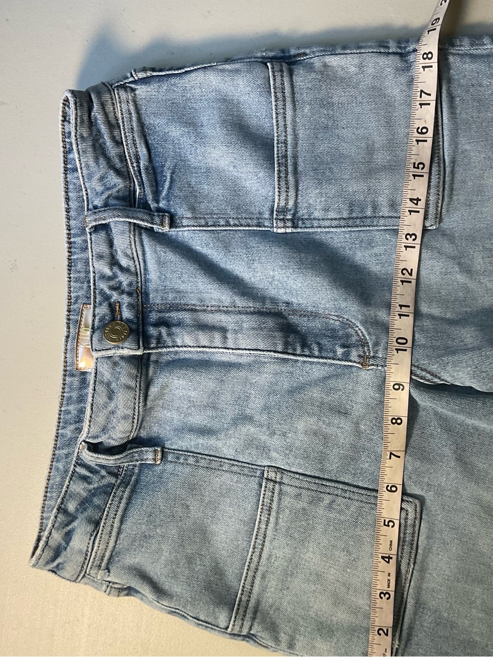 KUT from the Kloth Sienna Wide Leg Jeans Light Wash Women’s Size 6 - Picture 6 of 9